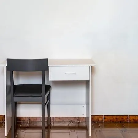 Al Centro Storico - Camera Doppia Con Bagno Privato * Vibo Valentia