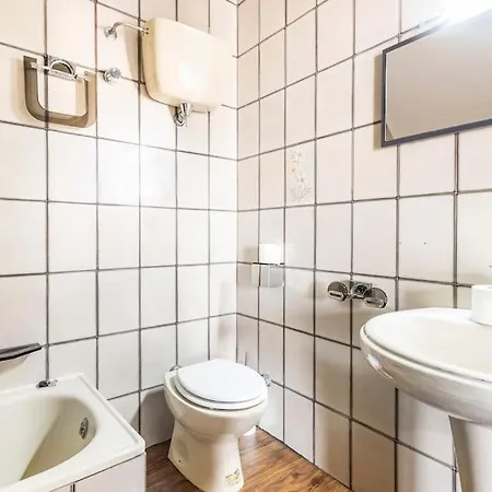 Al Centro Storico - Camera Doppia Con Bagno Privato Daire Vibo Valentia